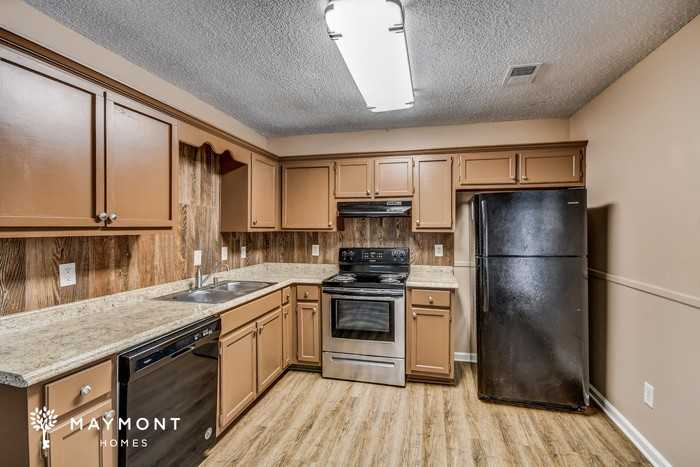 4717 Hollow Ln - Photo 6 of 12