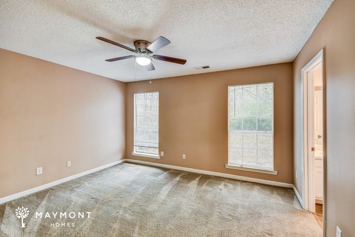 4717 Hollow Ln - Photo 7 of 12