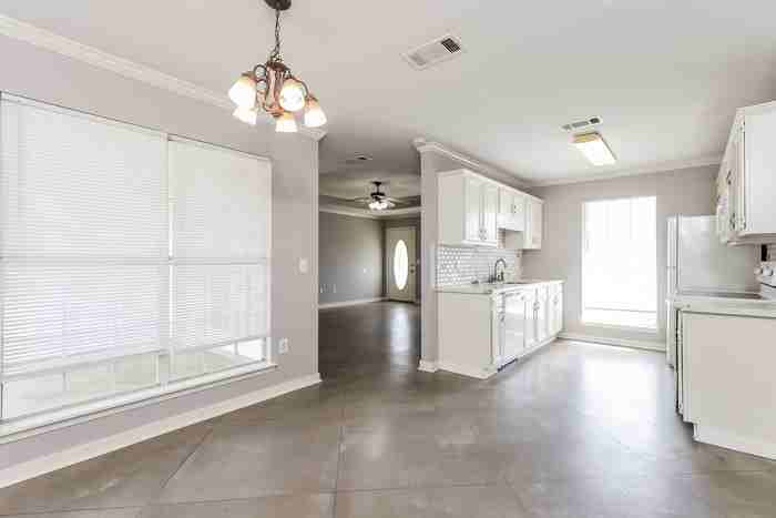 102 Red Oak Cove - Photo 4 of 10