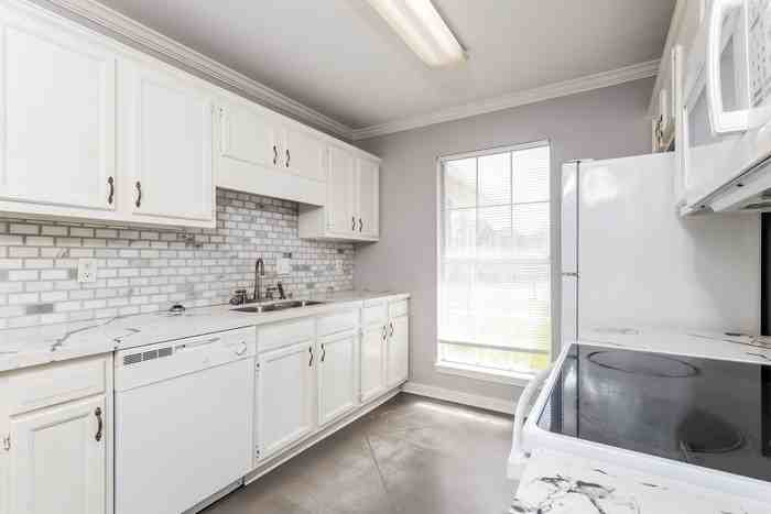 102 Red Oak Cove - Photo 5 of 10