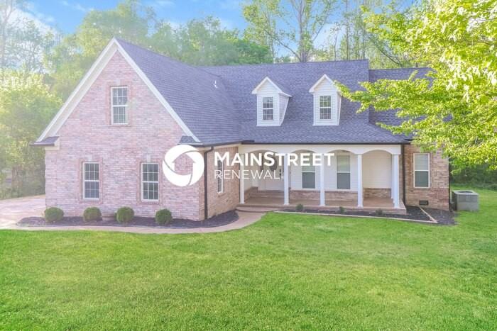 481 Tipton Lake Cir W - Photo 2 of 18