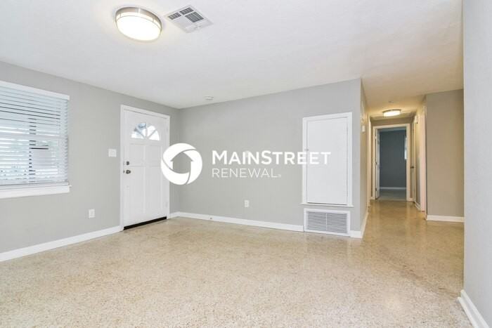 3116 Baldwin Ave - Photo 3 of 16