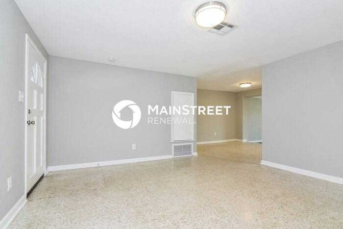 3116 Baldwin Ave - Photo 4 of 16