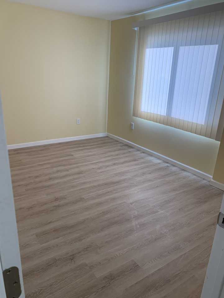 Kinross Ln & Timlico Ct #B - Photo 2 of 8