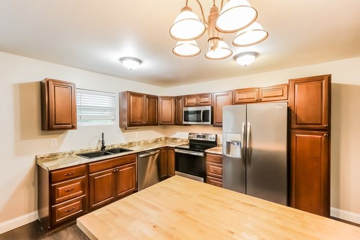 1214 Mill Creek Rd - Photo 5 of 13