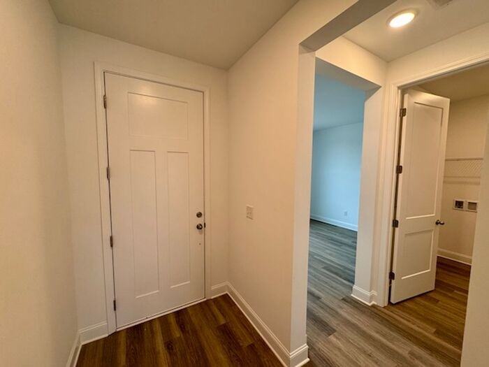 337 Mistfield St - Photo 4 of 36