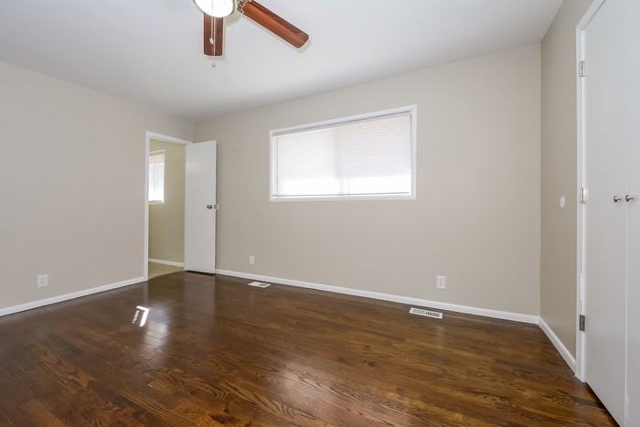 8413 E 93rd St - Photo 6 of 8