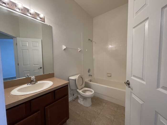 6898 47th Ln N - Photo 2 of 18