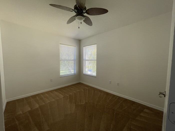 6898 47th Ln N - Photo 4 of 18