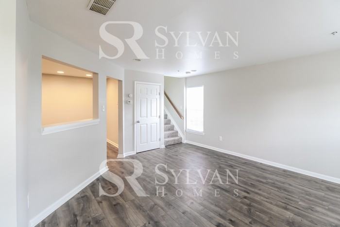 9210 Leigh Choice Ct - Photo 4 of 16