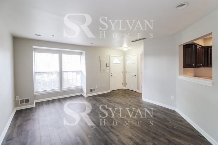 9210 Leigh Choice Ct - Photo 5 of 16