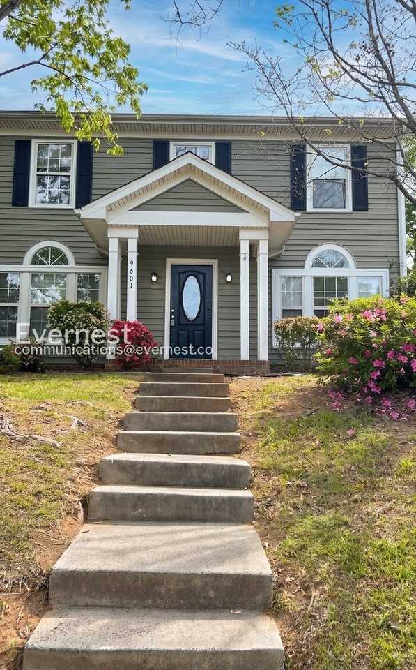 9601 Marshbrooke Rd - Photo 2 of 35