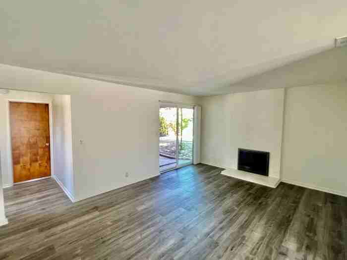 5101 Biltmore St - Photo 2 of 24