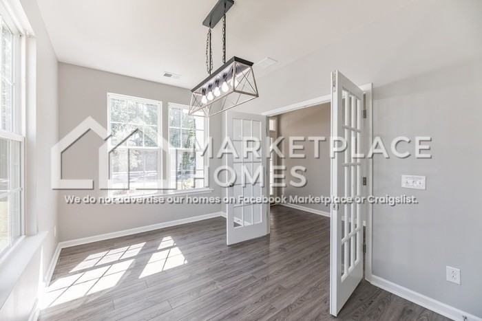 120 Caleb Ct - Photo 7 of 31