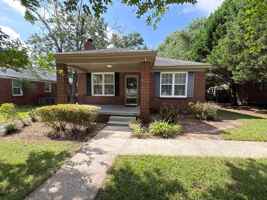 featured image of 2944 Hope Ave