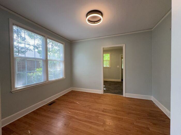 2944 Hope Ave - Photo 4 of 12