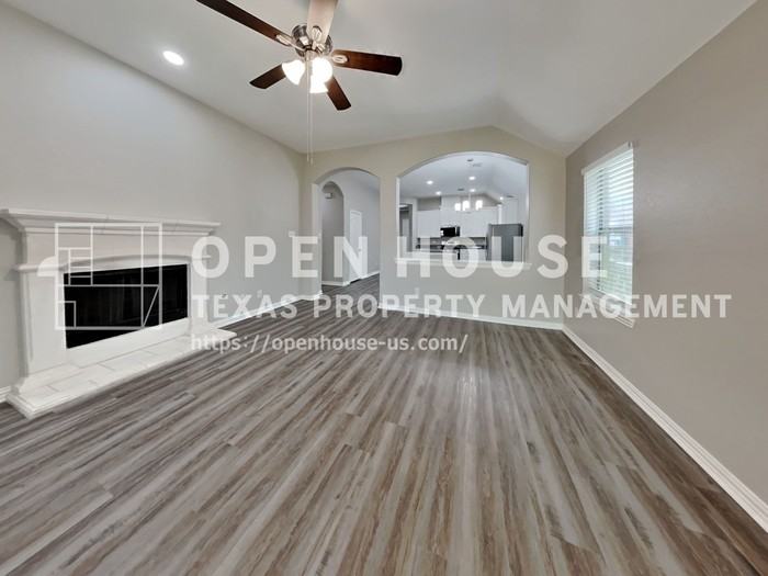 3007 Lockeridge Village Dr - Photo 6 of 20