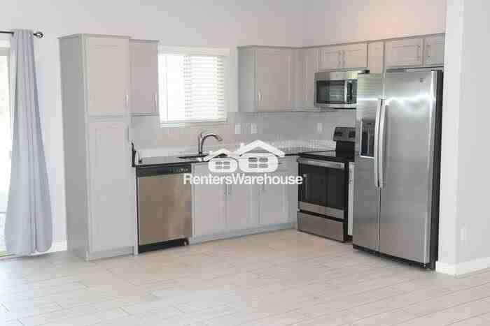 2264 W Harmont Dr - Photo 6 of 19