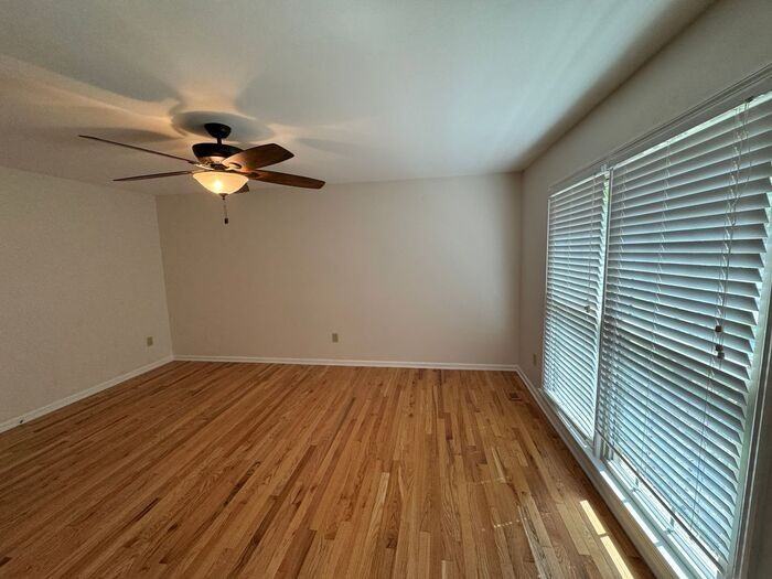 295 Becky Dr - Photo 7 of 46