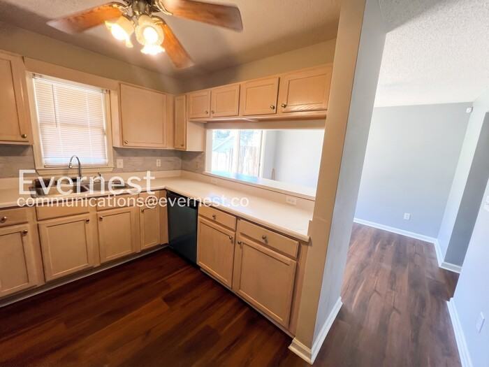 5016 Cheshire Ct - Photo 3 of 19