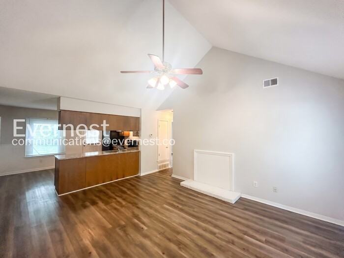 5859 Shannon Dr - Photo 5 of 29