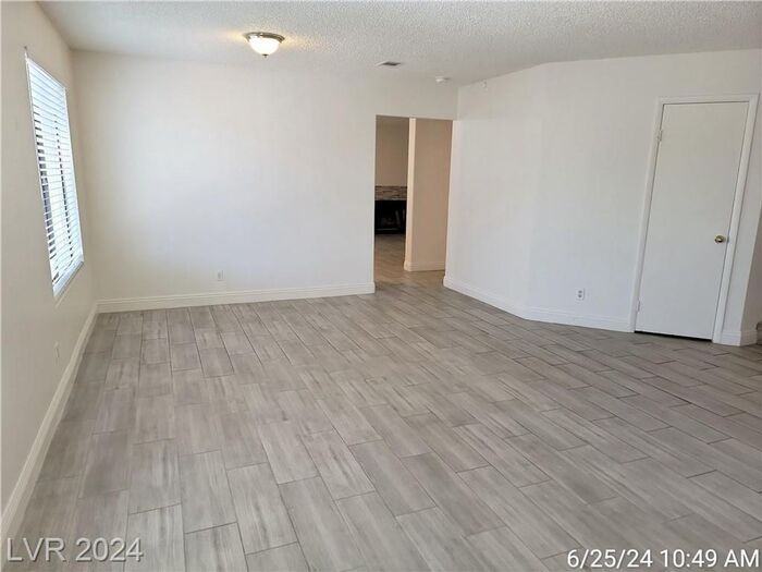 2059 Club Crest Way - Photo 5 of 38