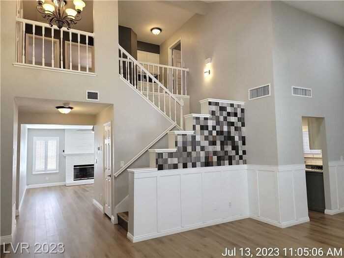 293 Cameron Hill Ct - Photo 5 of 37