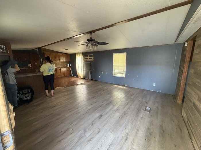 157 Goodlett Dr - Photo 2 of 12