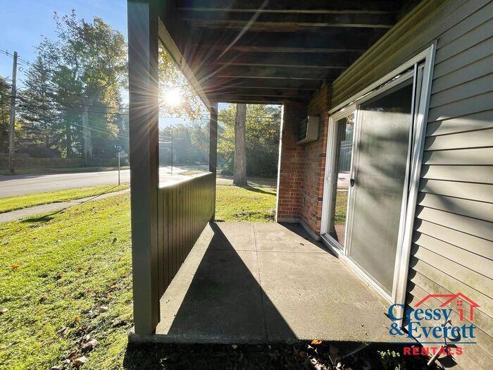 518 S 3rd St #G - Photo 4 of 11