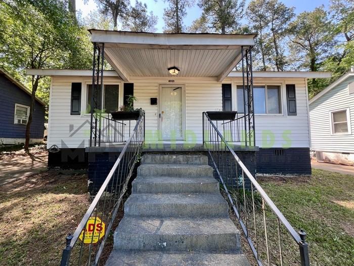 4921 Dale Dr - Photo 4 of 30