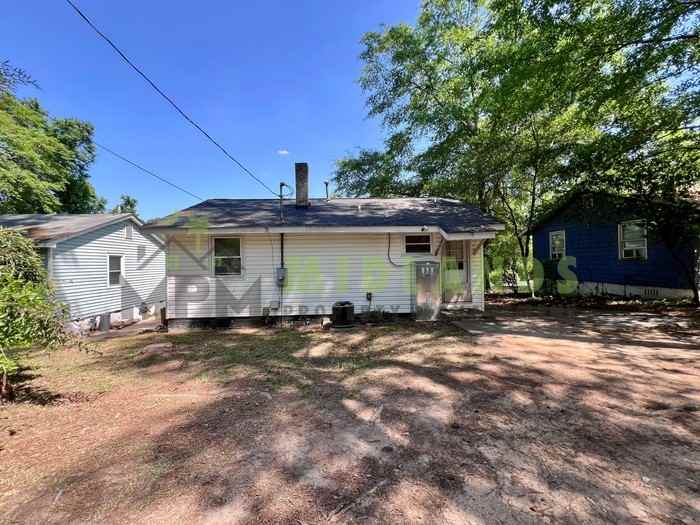 4921 Dale Dr - Photo 5 of 30