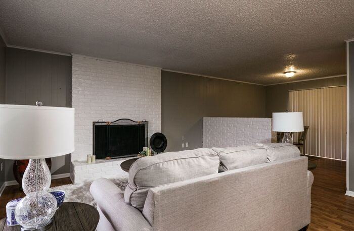 303 Cooper St #16 - Photo 4 of 12