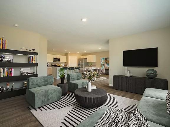 697 Rose Ln - Photo 7 of 18