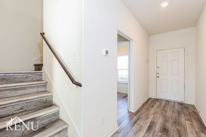 2831 Tybee Crk - Photo 7 of 25