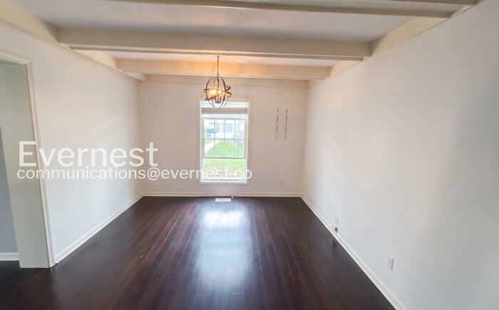 7390 Foxmill Rd #D - Photo 5 of 22