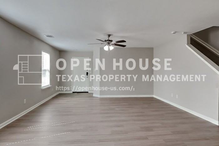 6423 Lily Hollow Ct - Photo 4 of 21