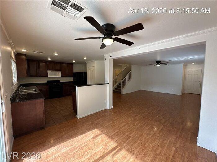 6244 Mercer Valley St - Photo 5 of 39