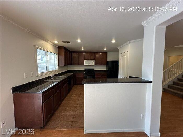 6244 Mercer Valley St - Photo 6 of 39