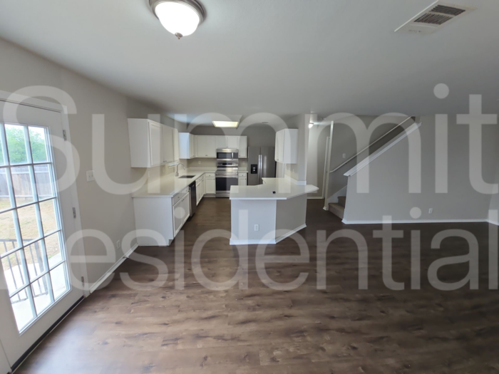 120 Beech Dr - Photo 5 of 21