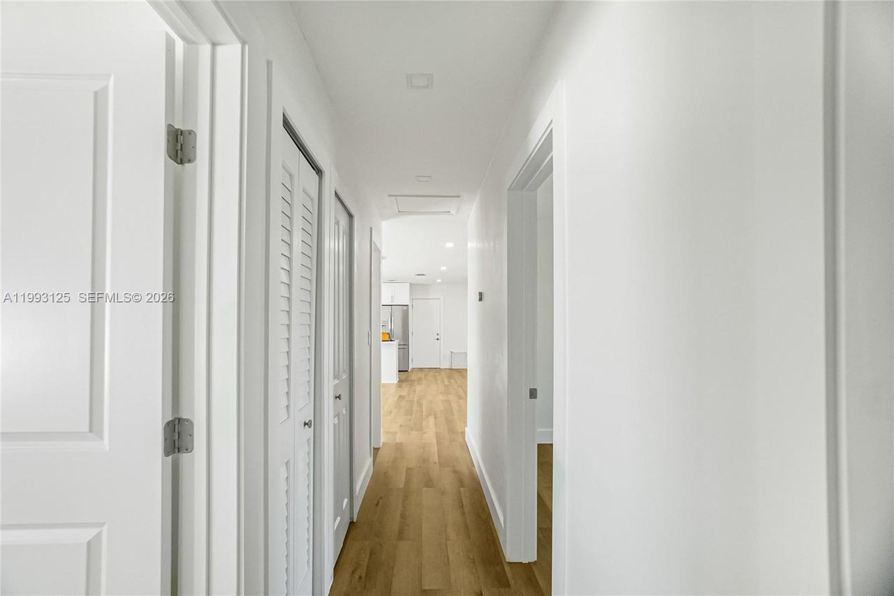 12020 Southwest 108th Street #12020 - Photo 6 of 18