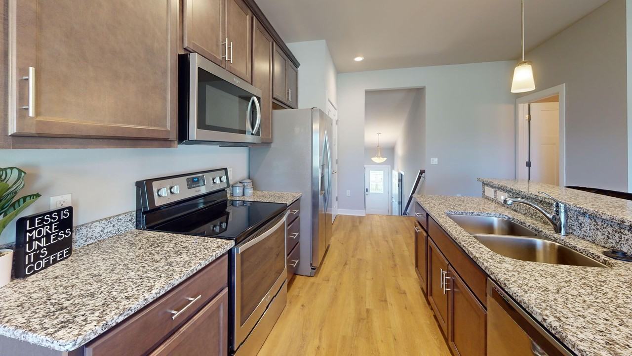 Drumlin Duplexes - Photo 4 of 24