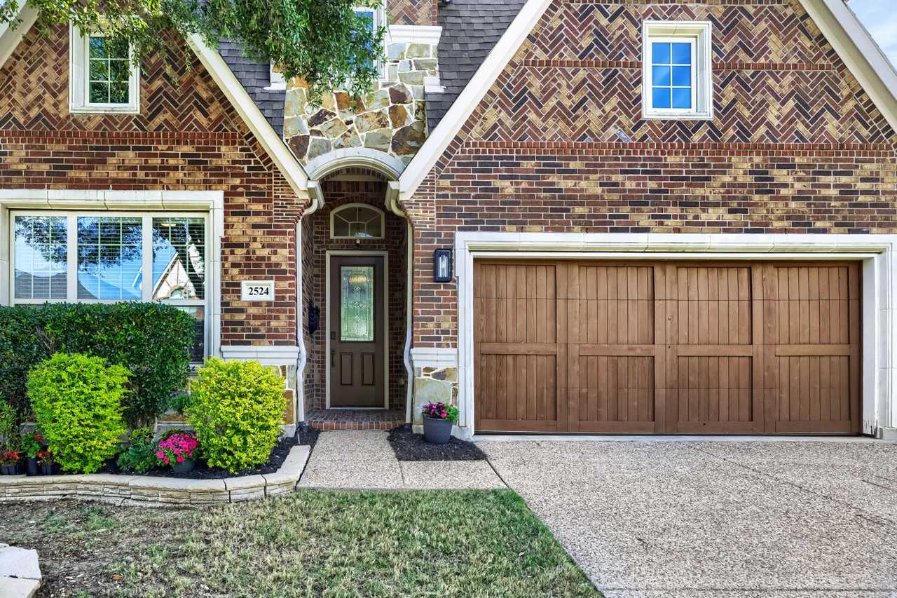 2524 Brandon Dr #NA - Photo 2 of 35