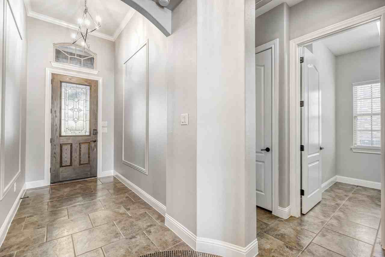 2524 Brandon Dr #NA - Photo 4 of 35