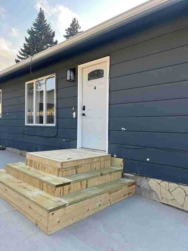 8 9th Ave Se #A - Photo 7 of 14