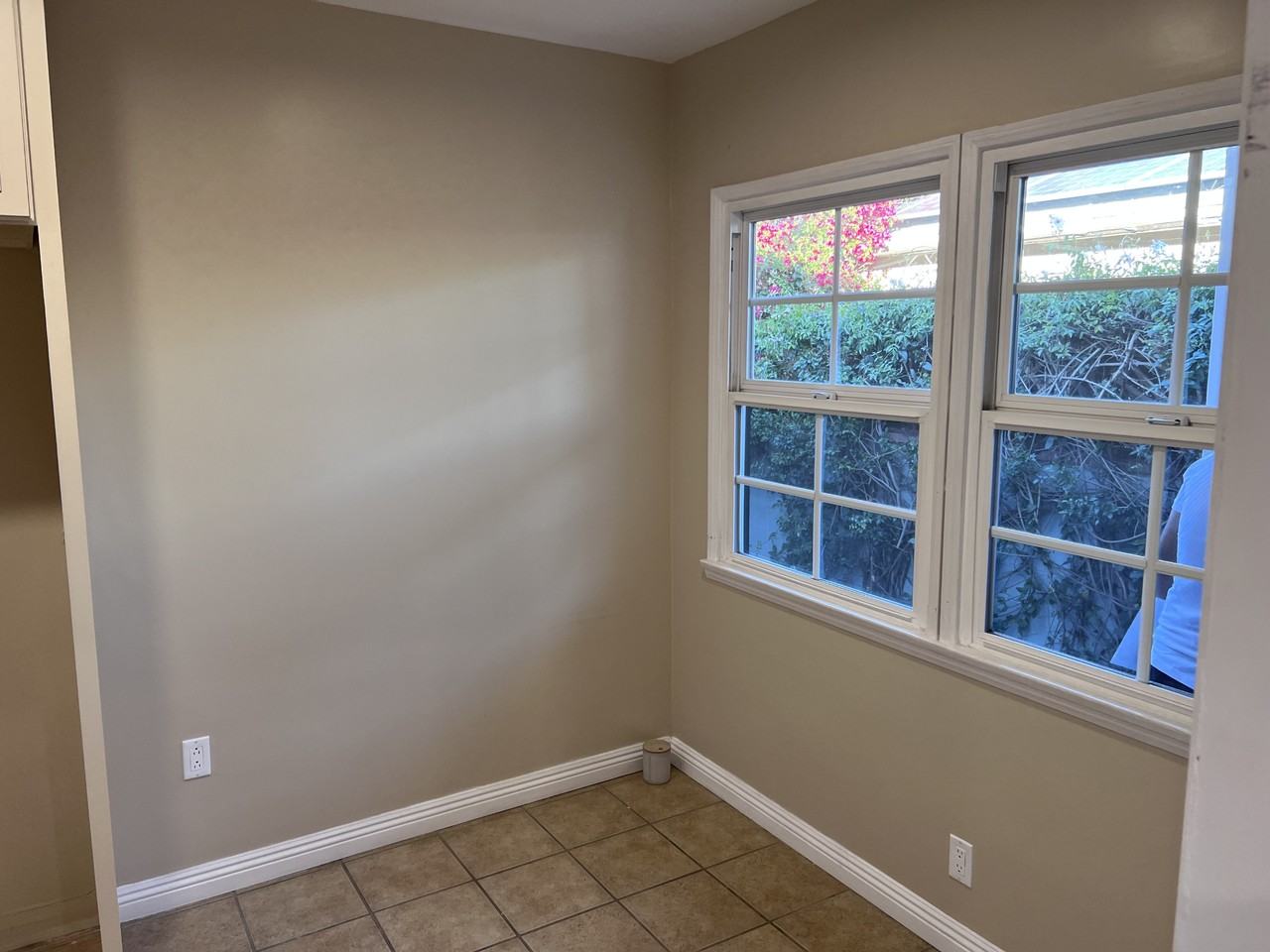 10652 Camarillo St #NA - Photo 7 of 21