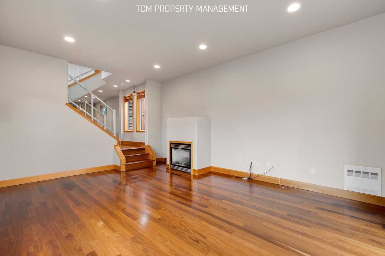 4012 23rd Ave Sw #NA - Photo 6 of 20