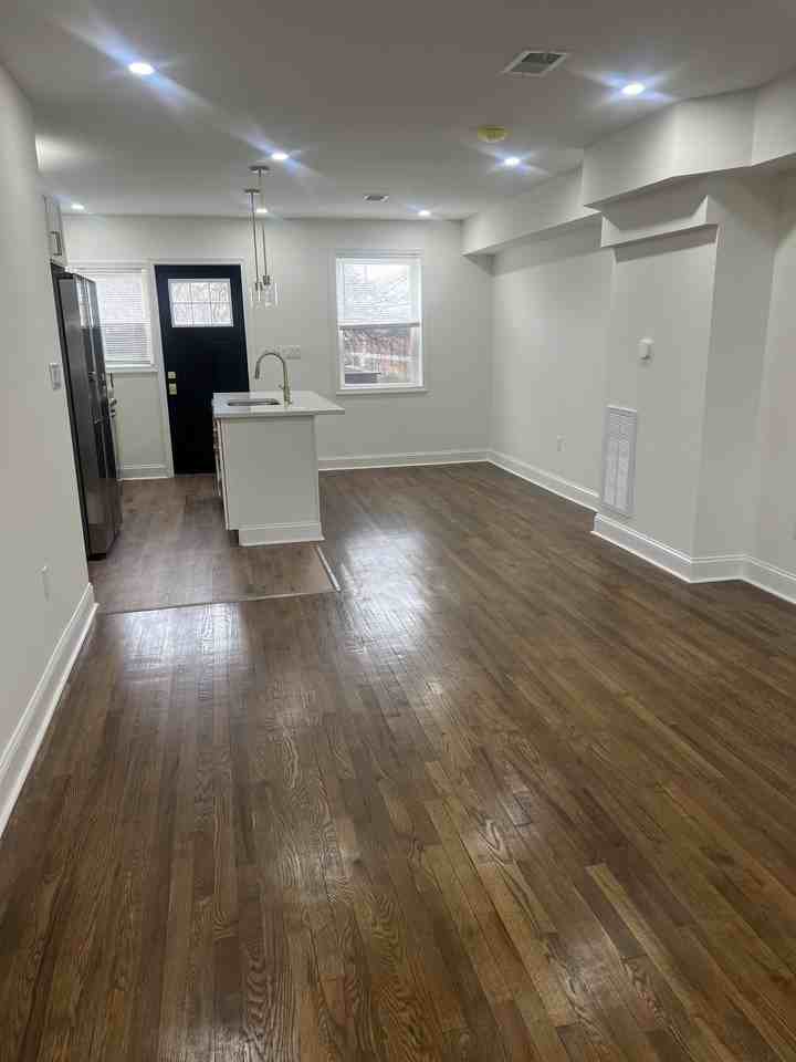 3007 Larue Sq E #3007 - Photo 2 of 7