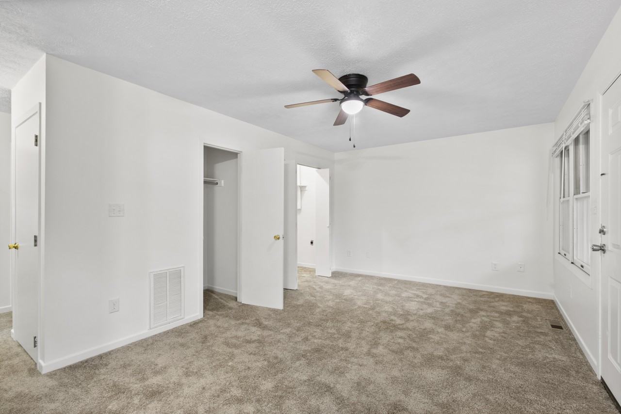 3 W Rosecrest St #3D - Photo 4 of 18