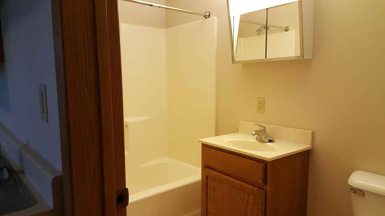 299 Dyer St - Photo 3 of 9