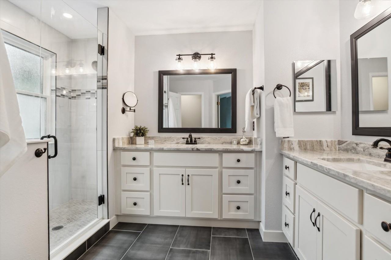 6574 S Wright St #NA - Photo 5 of 11